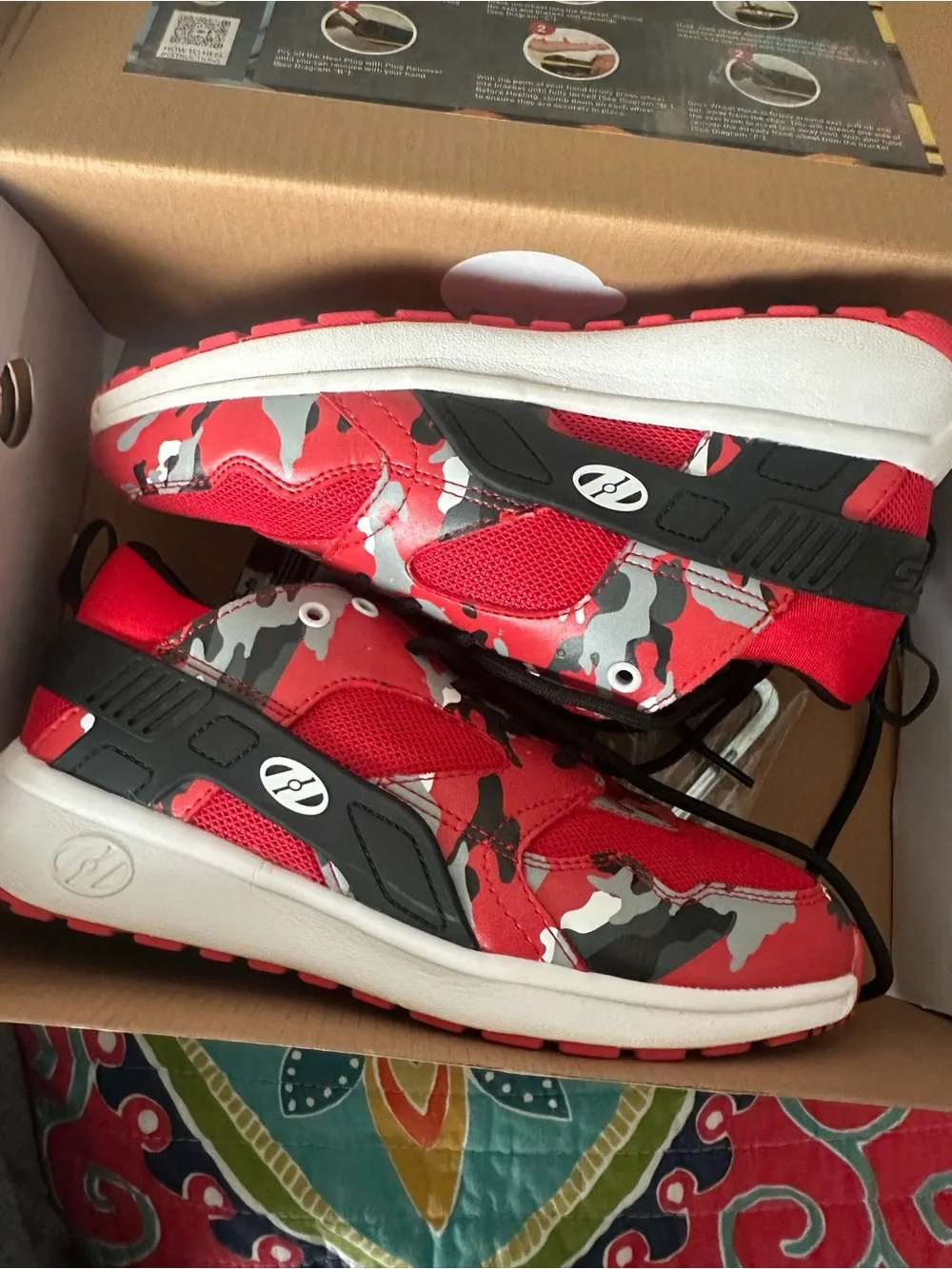 Heelys Red, Black & White Camo Kids Sneakers
